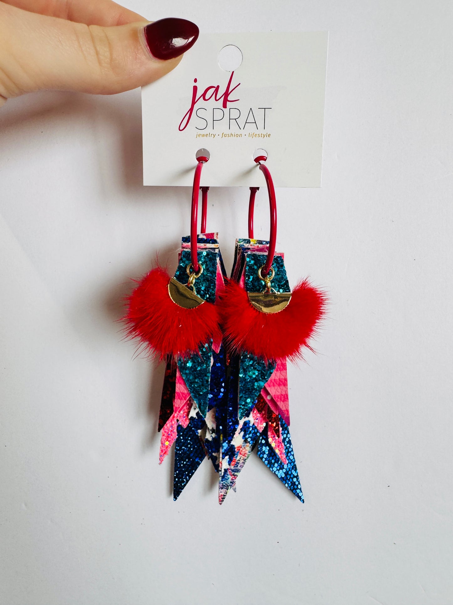 Party Like It’s 1776 | Fabulous Feathers #3
