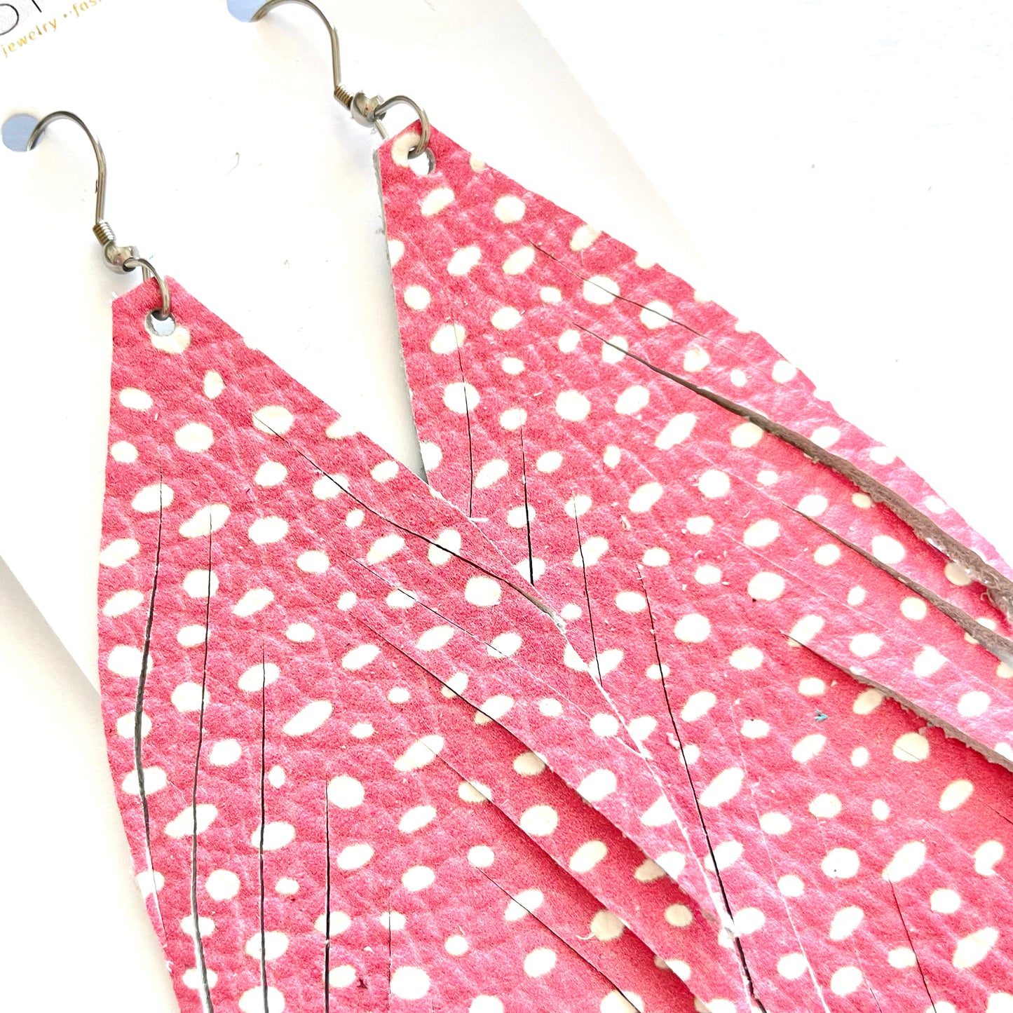 5.5" Leather Feather Shoulder Duster | LFSD55