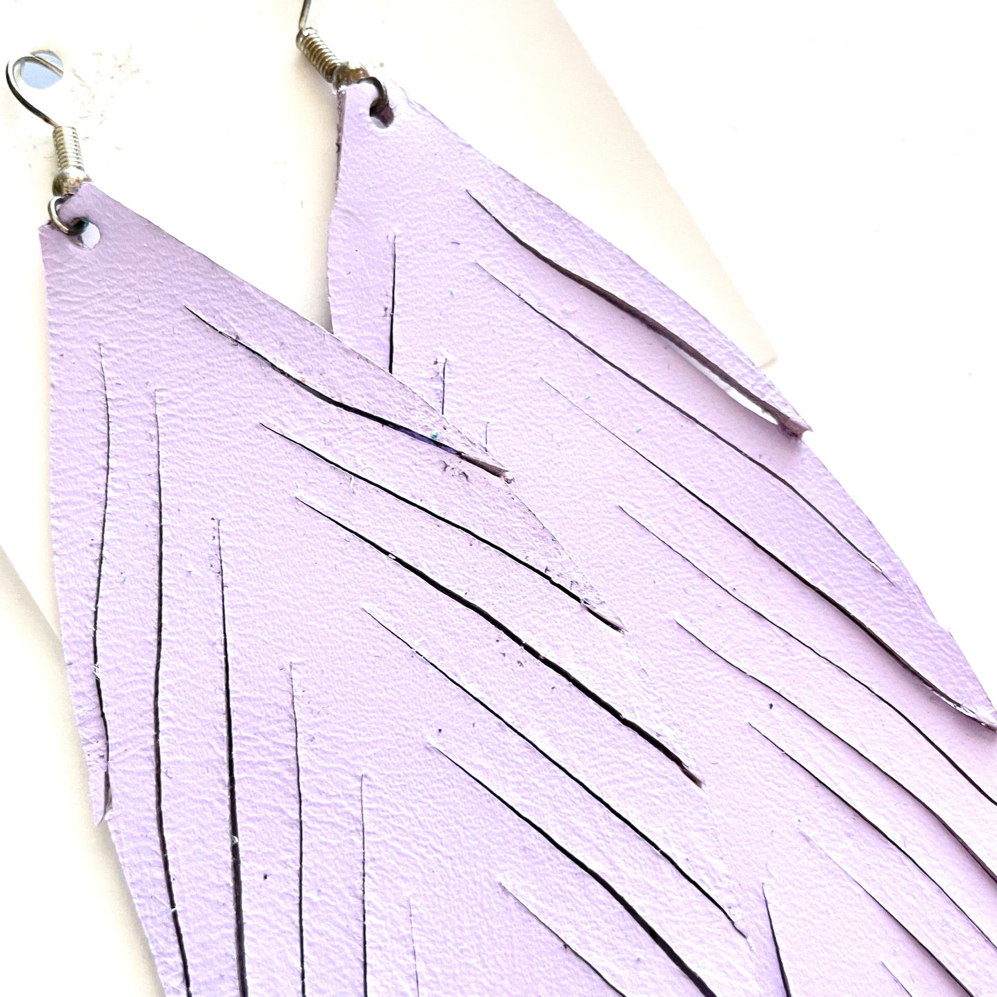 5.5" Leather Feather Shoulder Duster | LFSD57