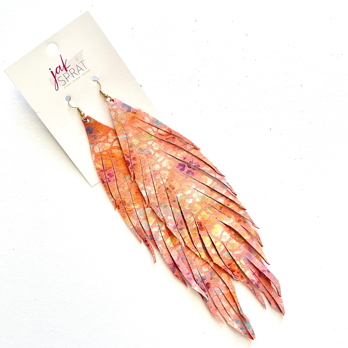 7.5" Leather Feather Shoulder Duster | LFSD712