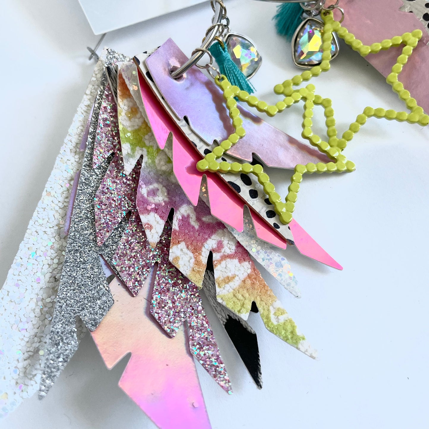 JAK'd Up Fabulous Feathers | JZ232