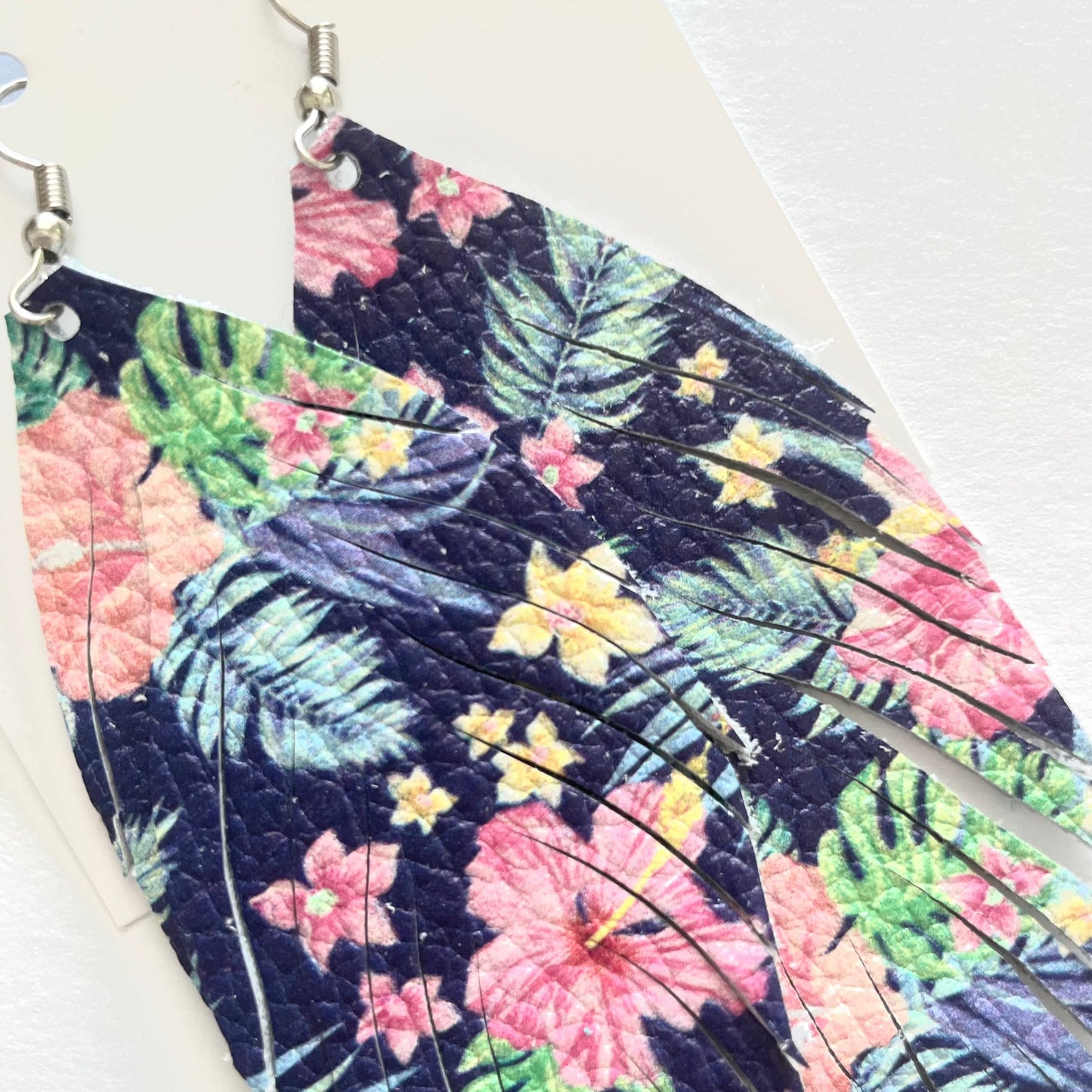 4" Leather Feather Shoulder Duster | LFSD44