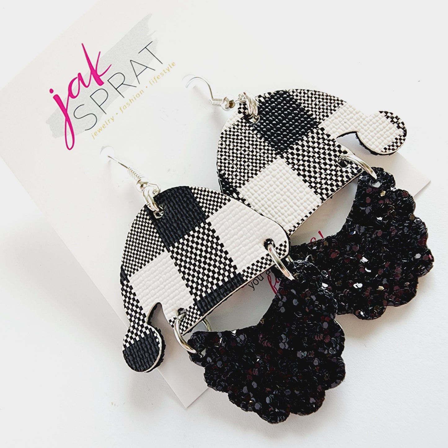 Holly, Jolly, & Fabulous #33 | KP22