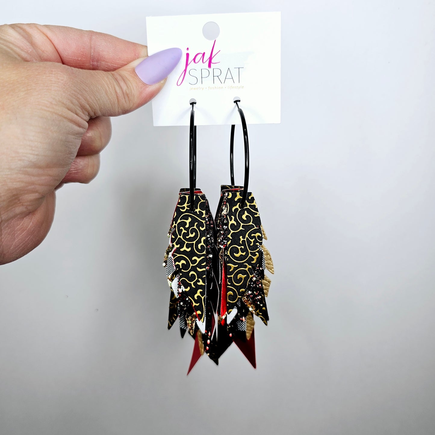 Fabulous Feathers #17 | LAX