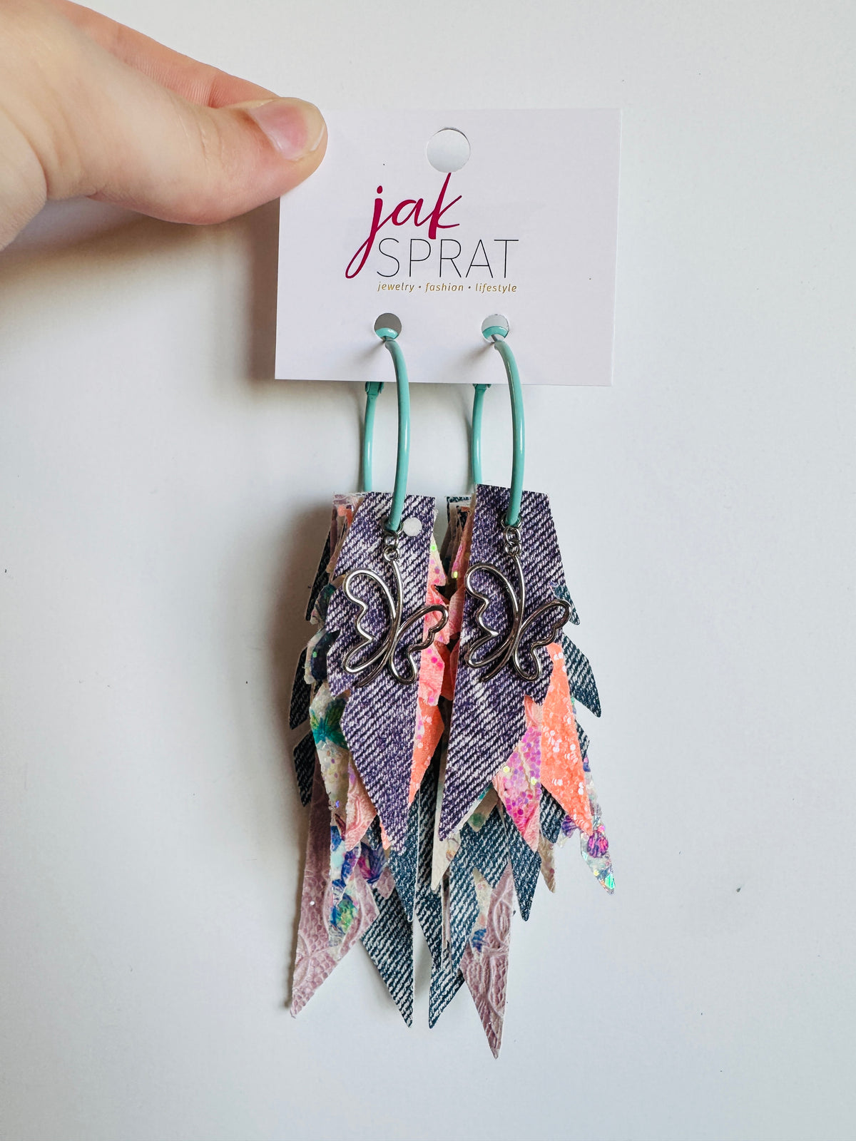 Dolly Drop | Fabulous Feathers #26