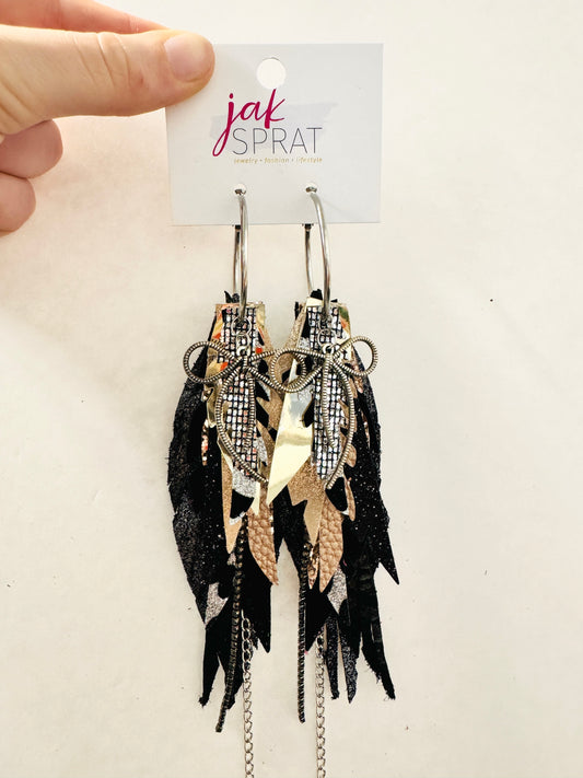 Black & Bold | Medium Mics #7