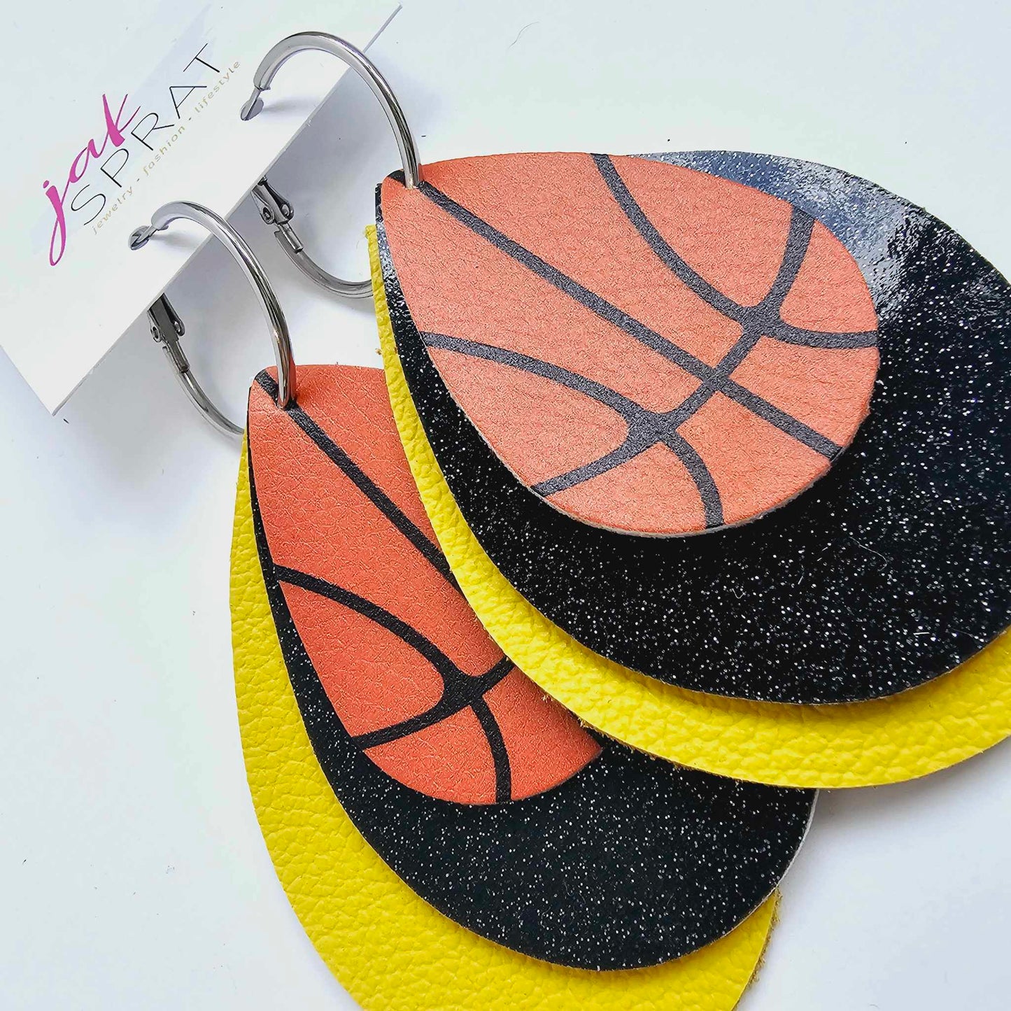 Basketball Beauties | CUX10