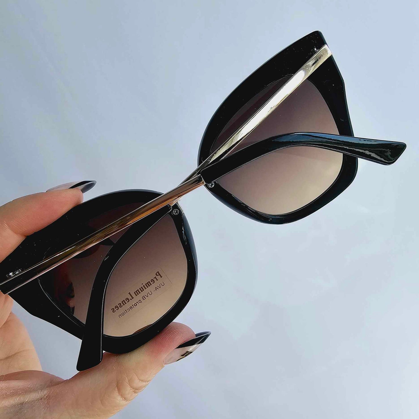 "Lookin' Good in Leopard" Sunnies! (5652)