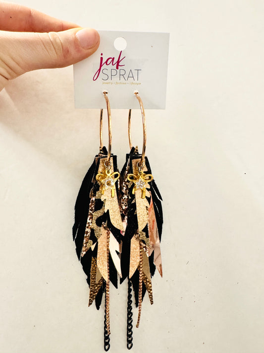 Black & Bold | Medium Mics #6