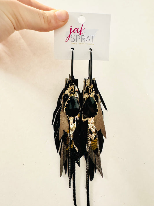 Black & Bold | Medium Mics #13