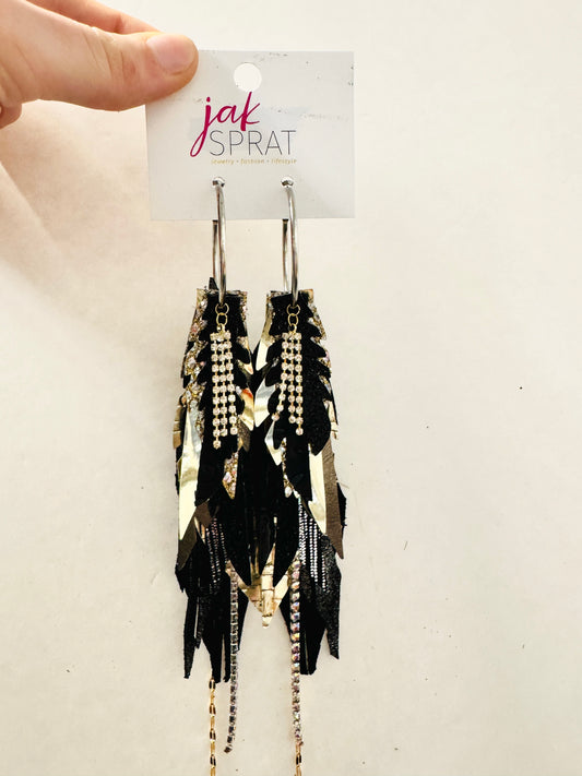 Black & Bold | Medium Mics #9