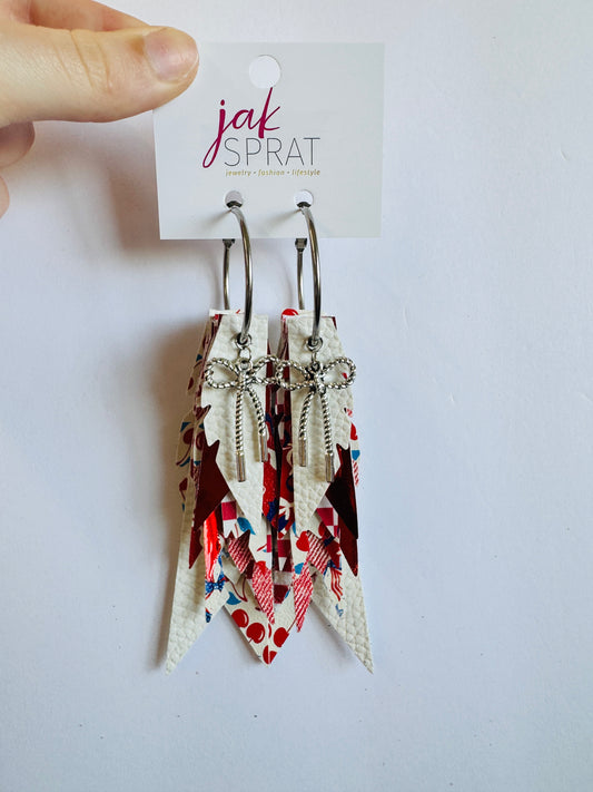 Red, White, & Bows | Fabulous Feathers #2