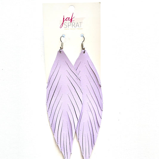 5.5" Leather Feather Shoulder Duster | LFSD57