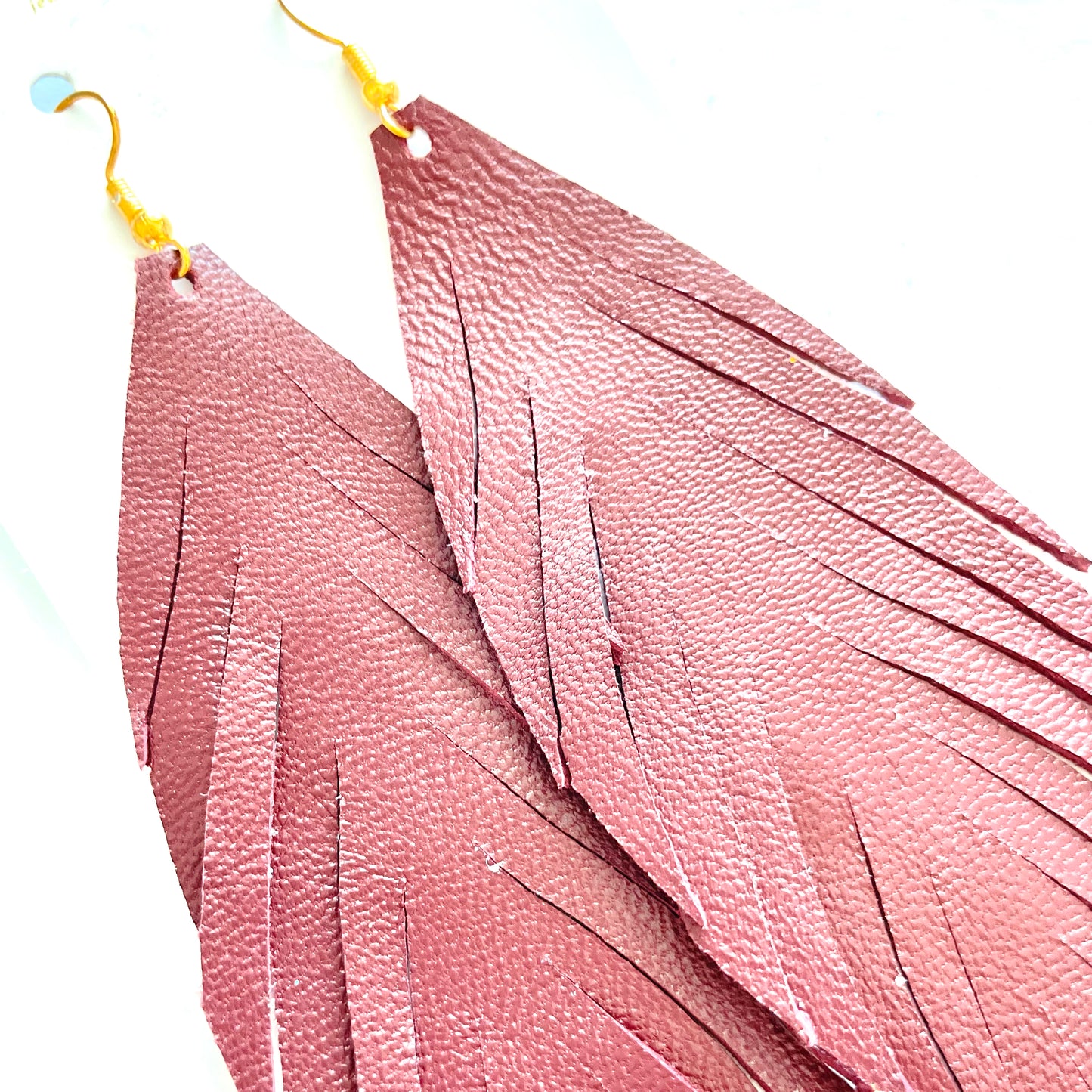 5.5" Leather Feather Shoulder Duster | LFSD521