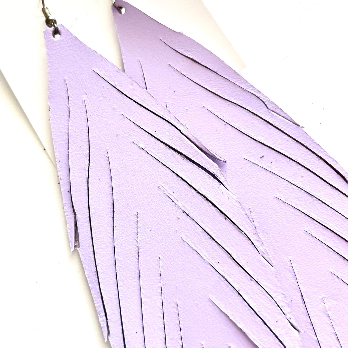 7.5" Leather Feather Shoulder Duster | LFSD77