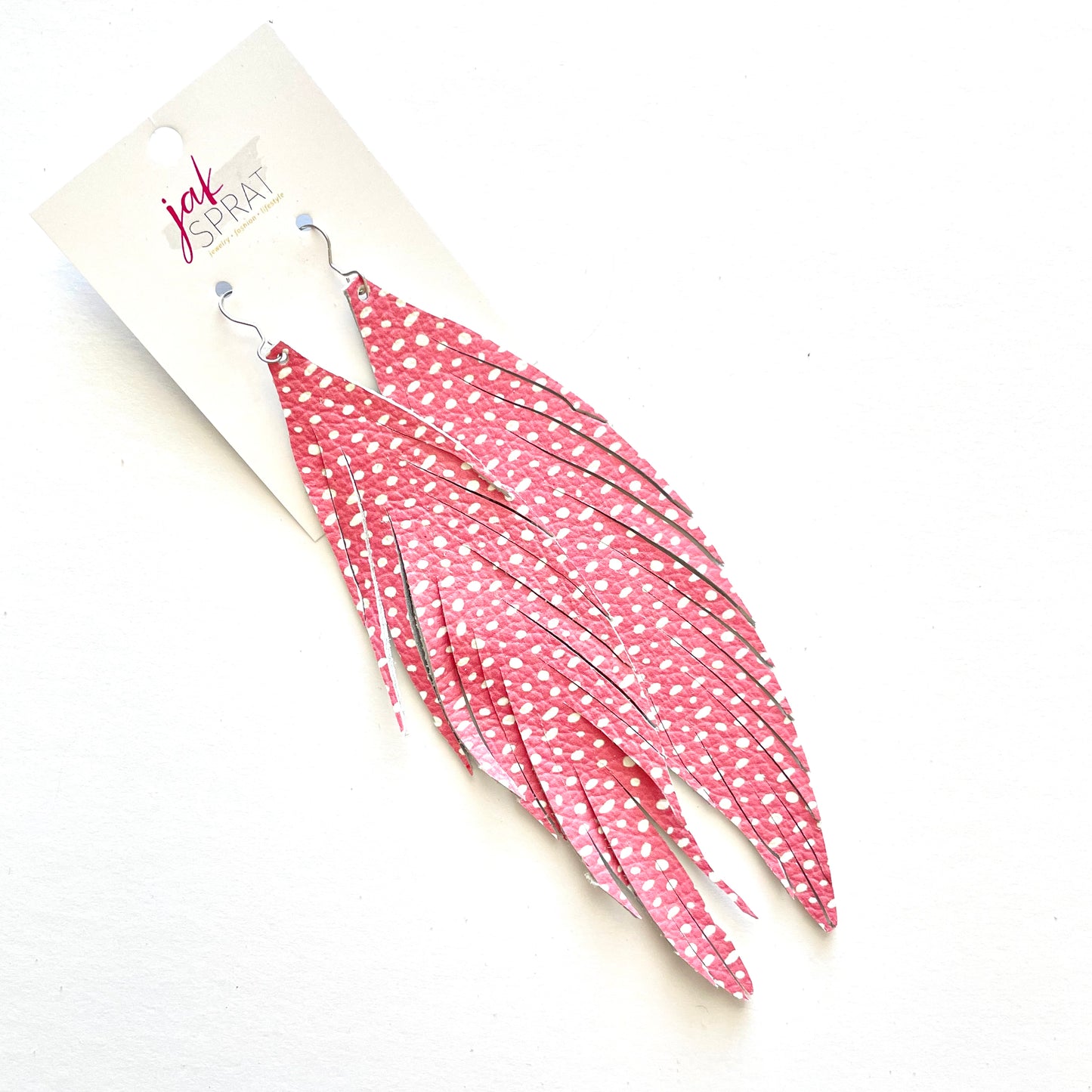 7.5" Leather Feather Shoulder Duster | LFSD710