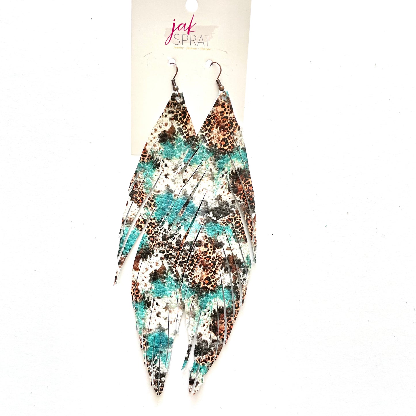 7.5" Leather Feather Shoulder Duster | LFSD79