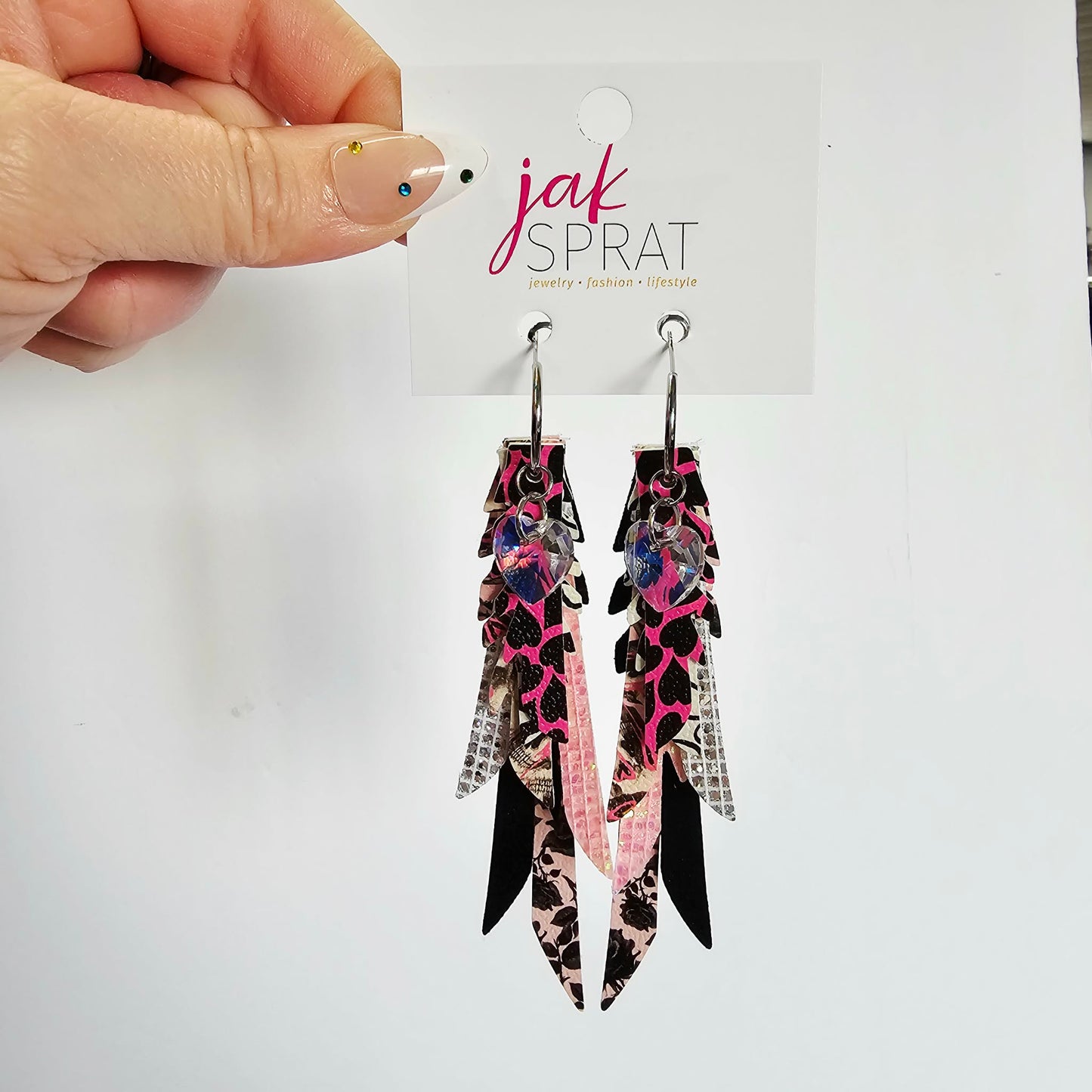 Thinny Thini Minis- "Love Is Dead"