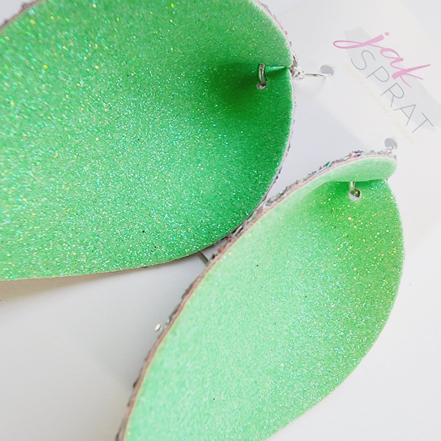 Pinched Leaves #37 | KB22