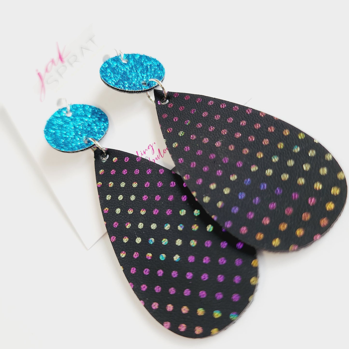 Button Top Tear Drops 3.25" #16 | BN23
