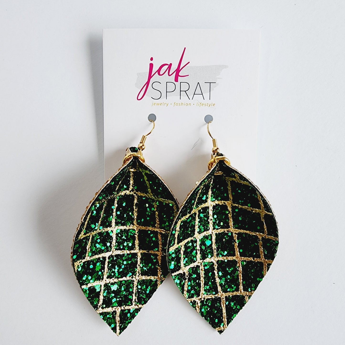 St. Patrick's Collection | Pinched Leaf #1 | CH23SP