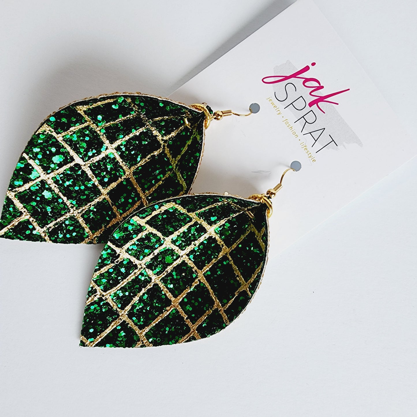 St. Patrick's Collection | Pinched Leaf #1 | CH23SP