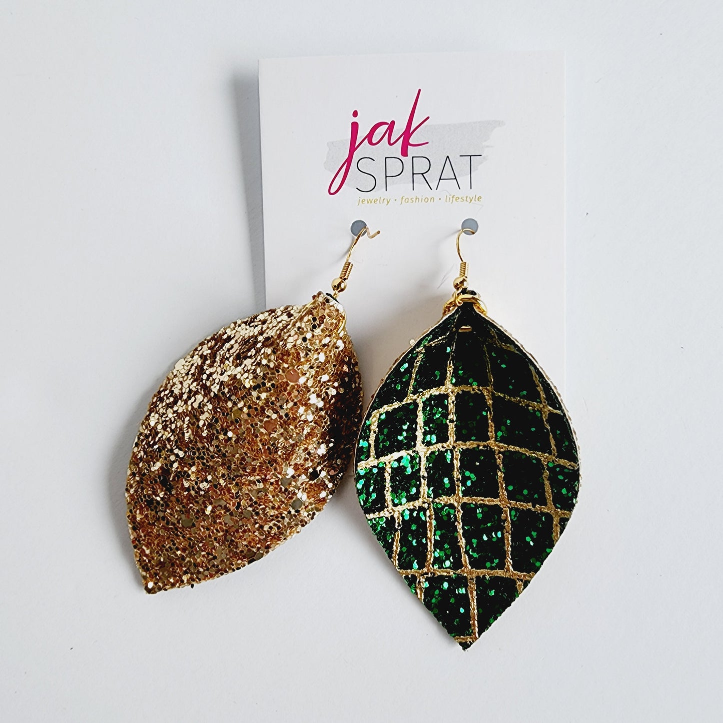 St. Patrick's Collection | Pinched Leaf #1 | CH23SP