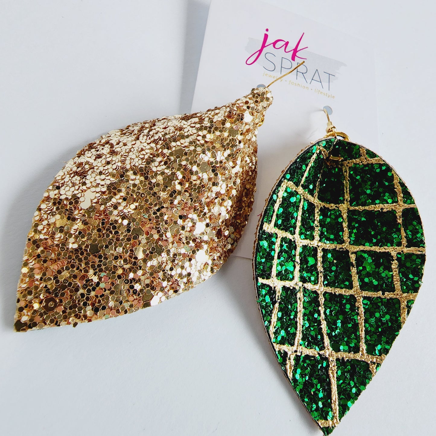 St. Patrick's Collection | Pinched Leaf #1 | CH23SP