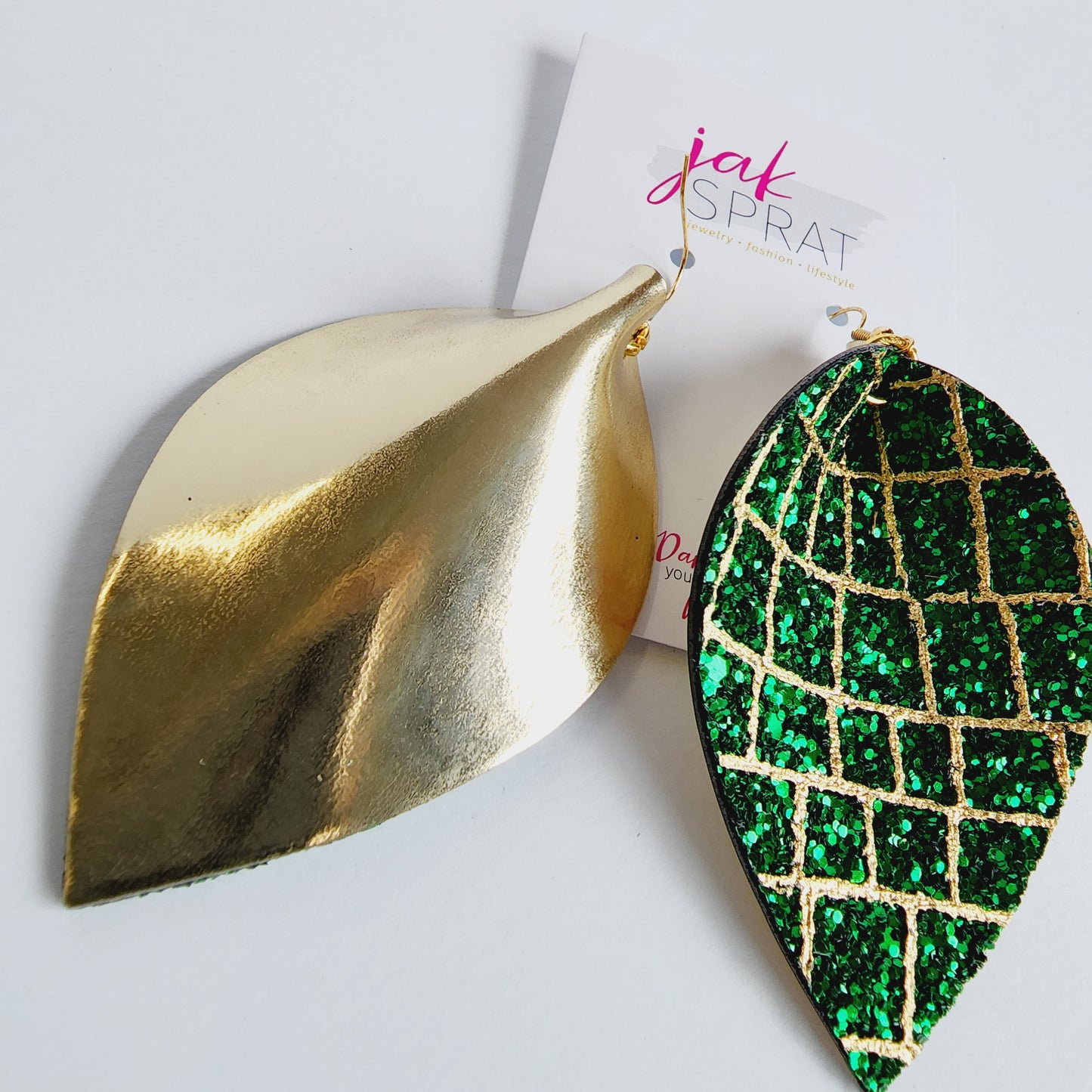 St. Patrick's Collection | Pinched Leaf #2 | CH23SP