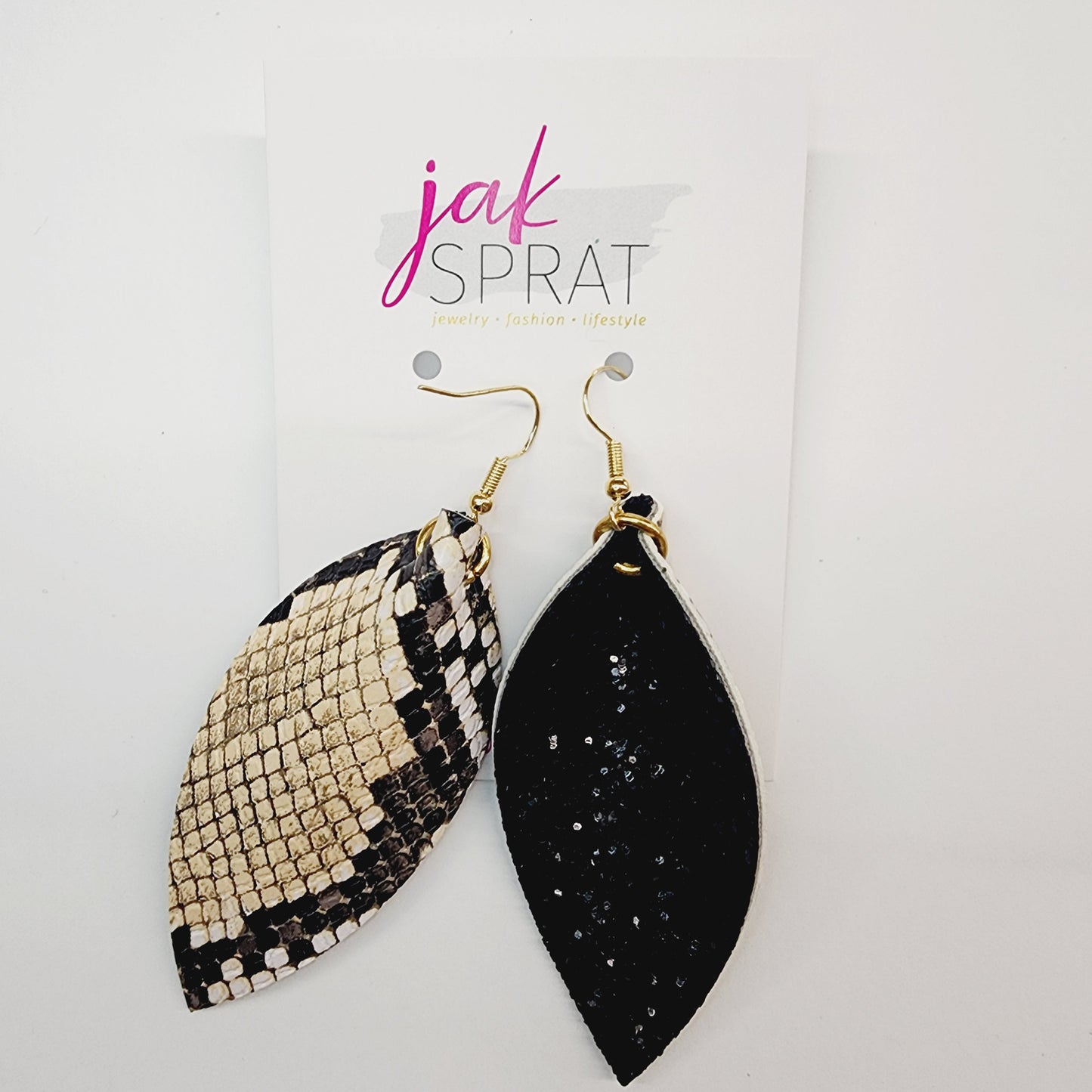 Pinched Leaves #6 | CH23