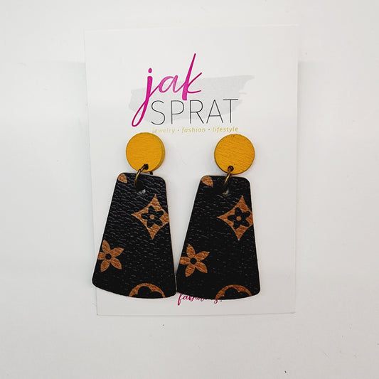 Fabulous Little Earrings #7 | CH23