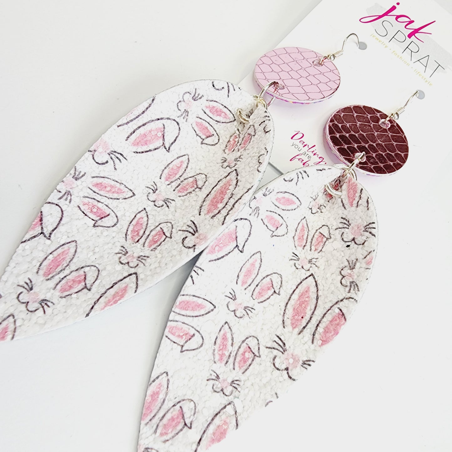 Easter Collection | Button-Top Pinched Leaf #20 | CV23