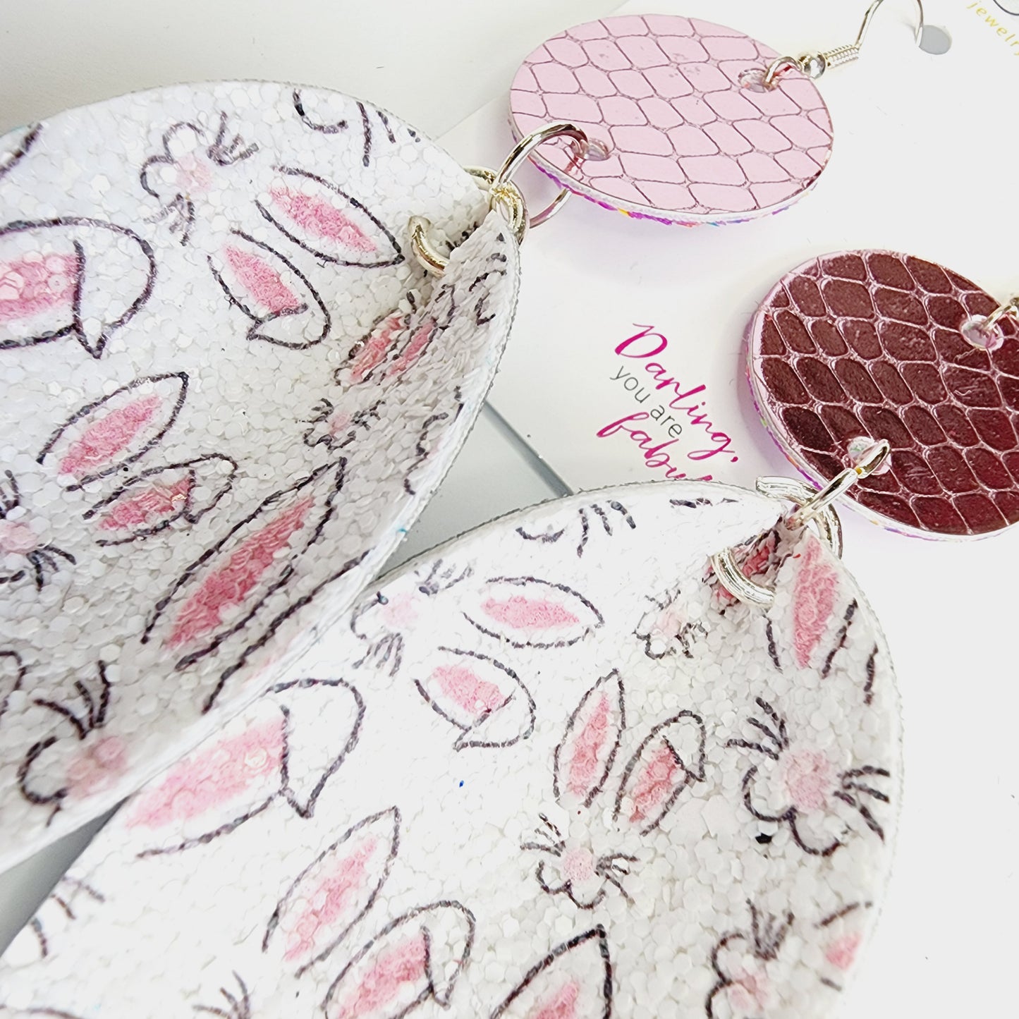 Easter Collection | Button-Top Pinched Leaf #20 | CV23