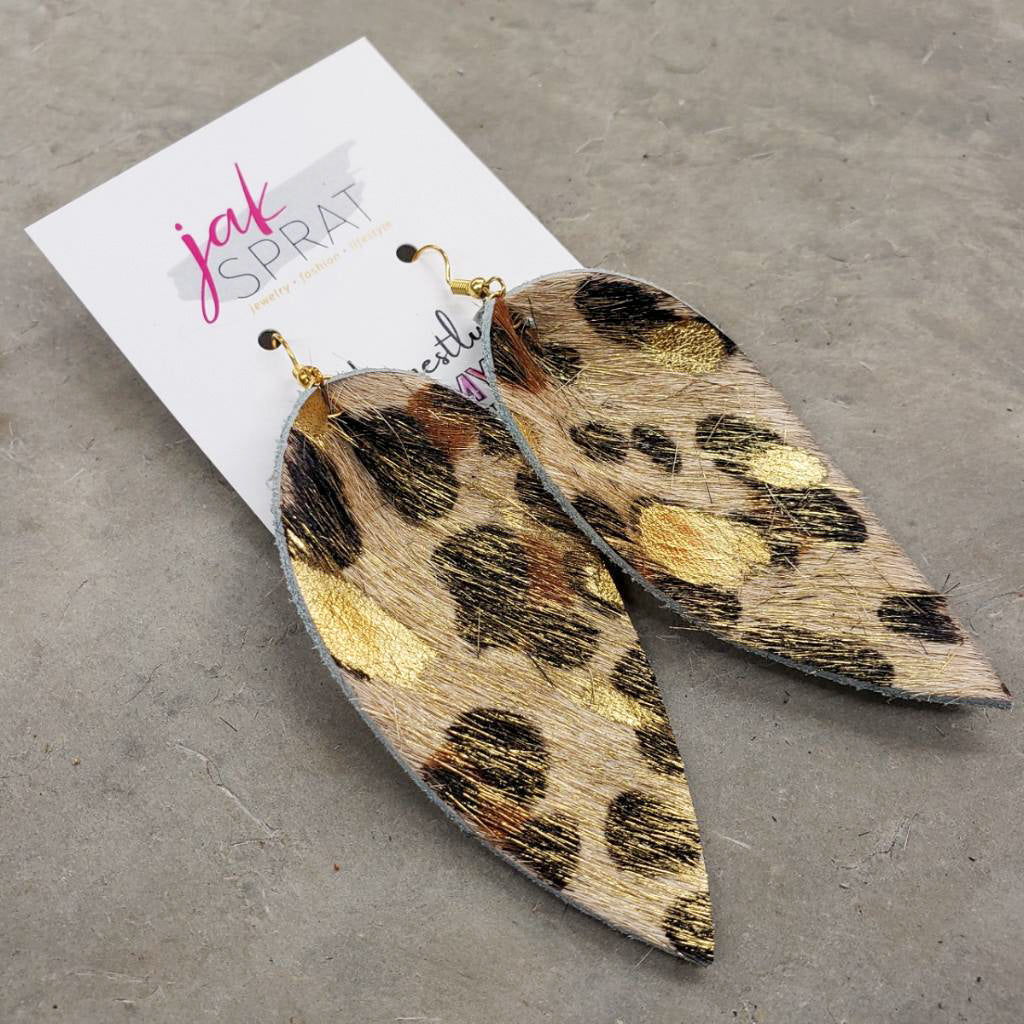 Pinch Me Earrings (Honestly Mommy W23)