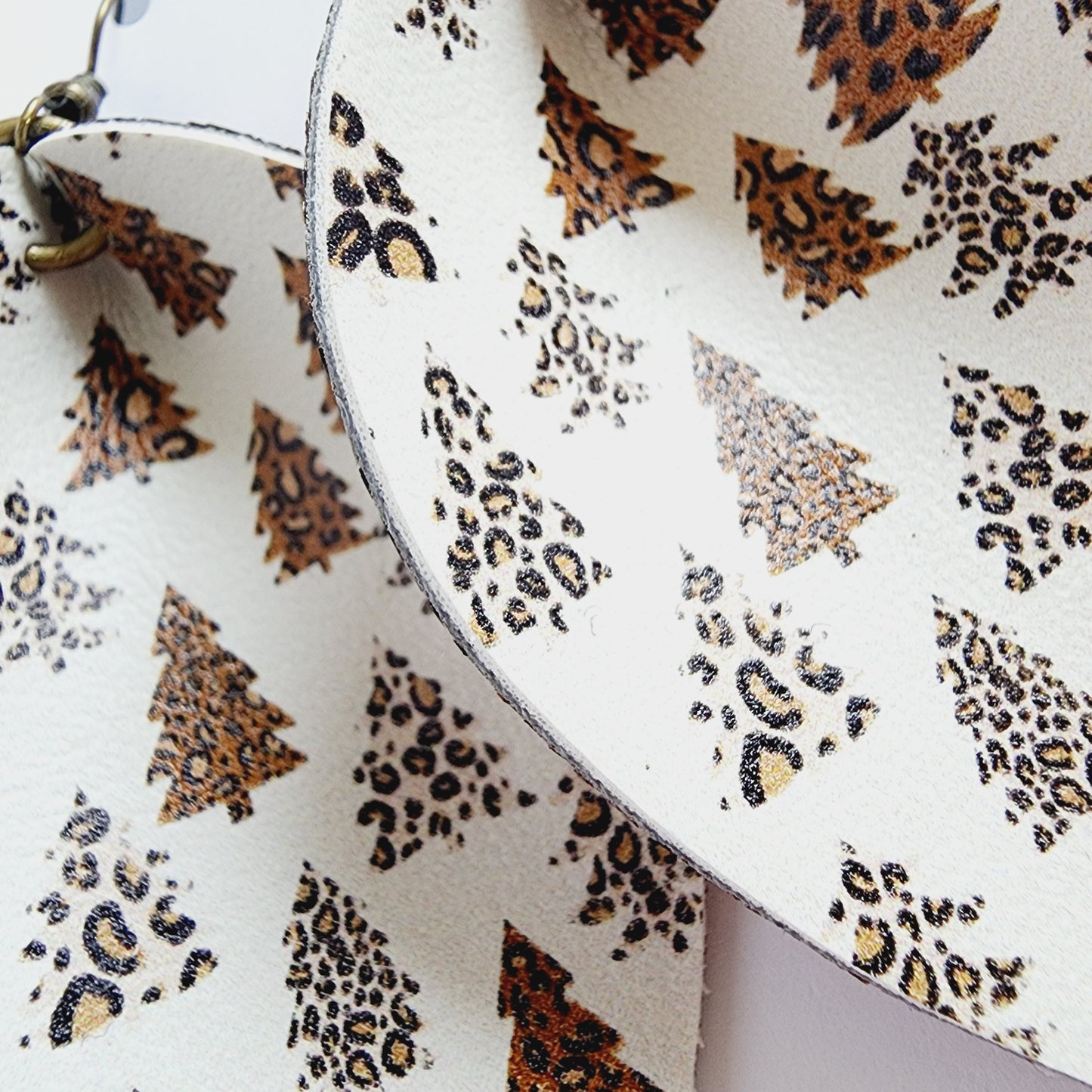 Pinched Leaves #25 | KP22